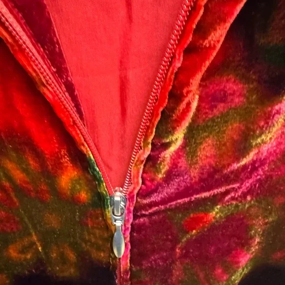 Coldwater Creek Women's Velvet Bomber Jacket - Red and Green - Picture 5 of 10